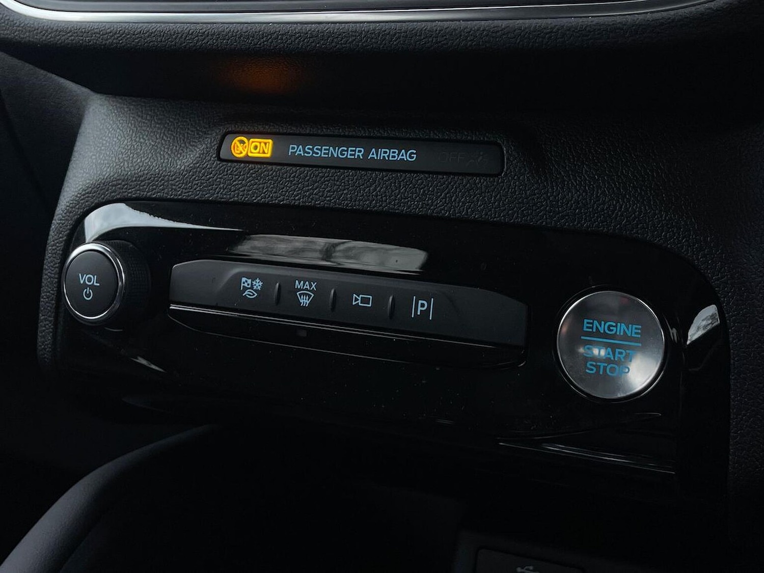 Used Ford Kuga 2024 for sale - 77676304: Photo 25