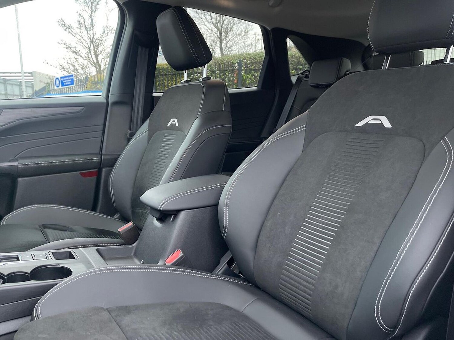 Used Ford Kuga 2024 for sale - 77676304: Photo 32