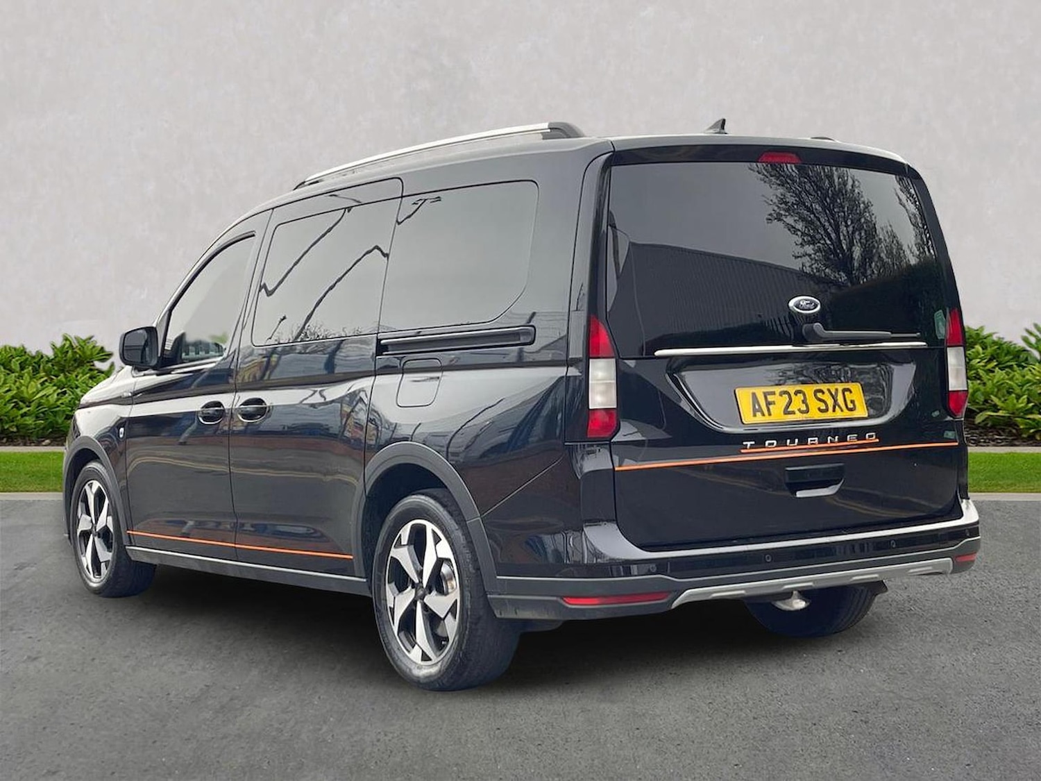 Used Ford Tourneo Connect 2023 for sale - 78194408: Photo 2