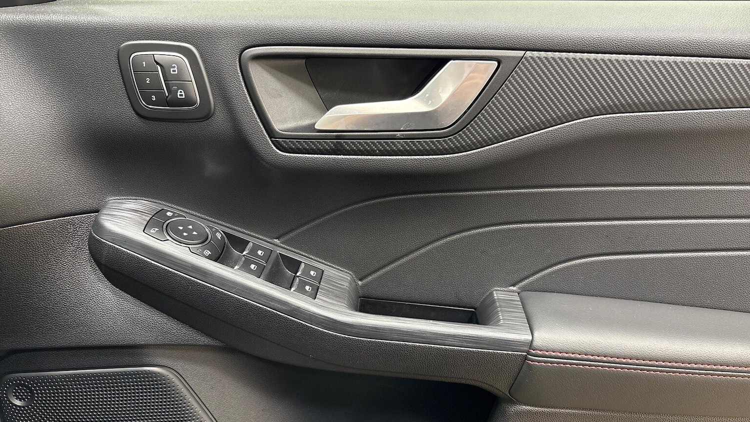 Used Ford Kuga 2025 for sale - 76687302: Photo 25