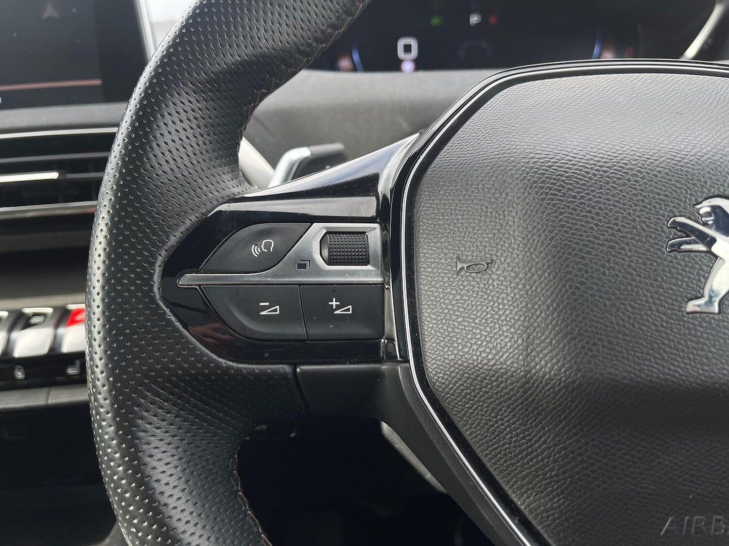 Used Peugeot 5008 2019 for sale - 77888582: Photo 26