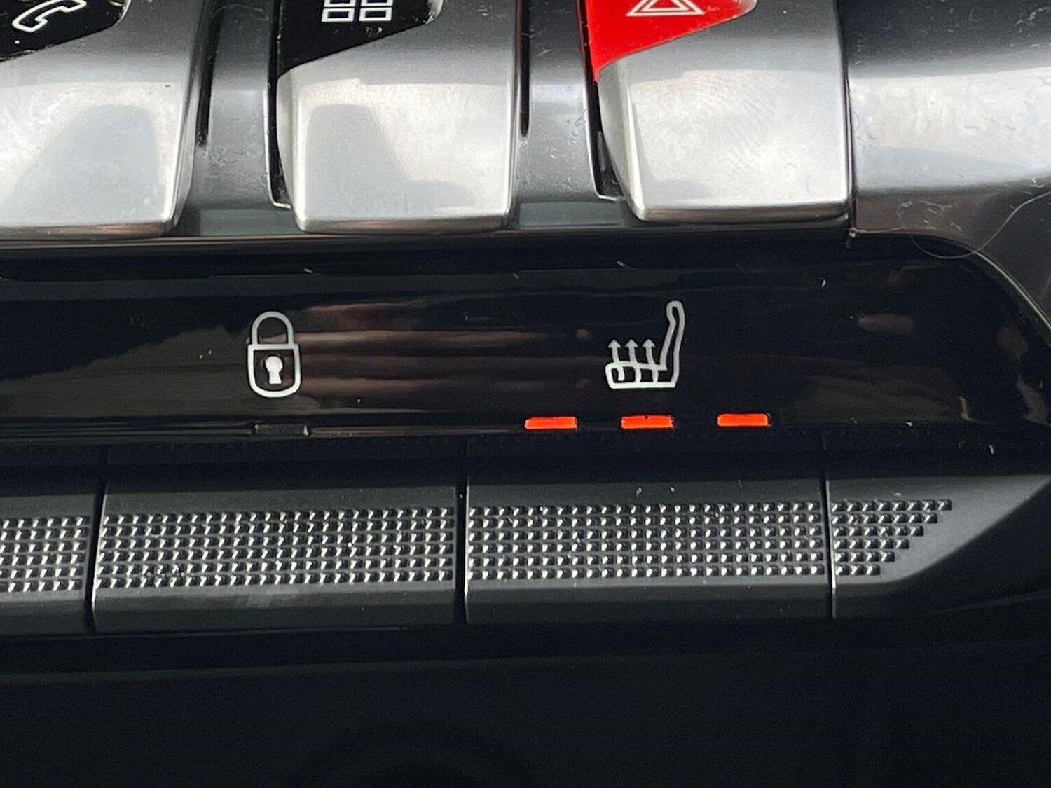 Used Peugeot 5008 2019 for sale - 77888582: Photo 42