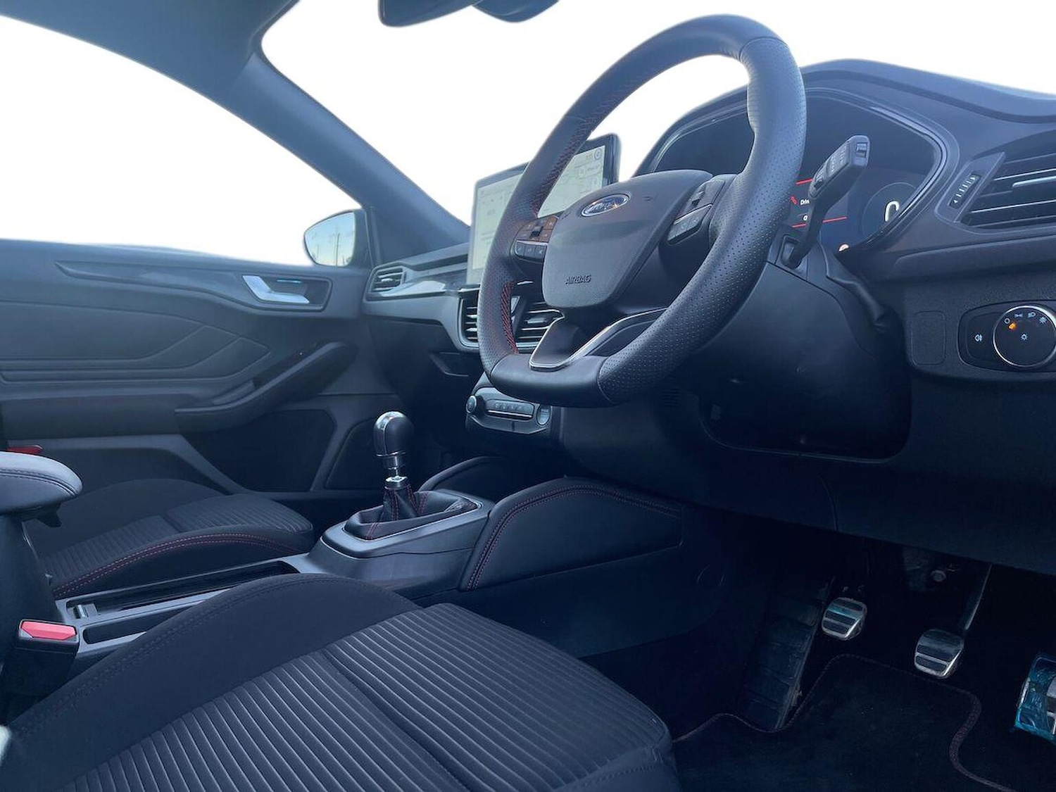 Used Ford Focus 2025 for sale - 76918927: Photo 15