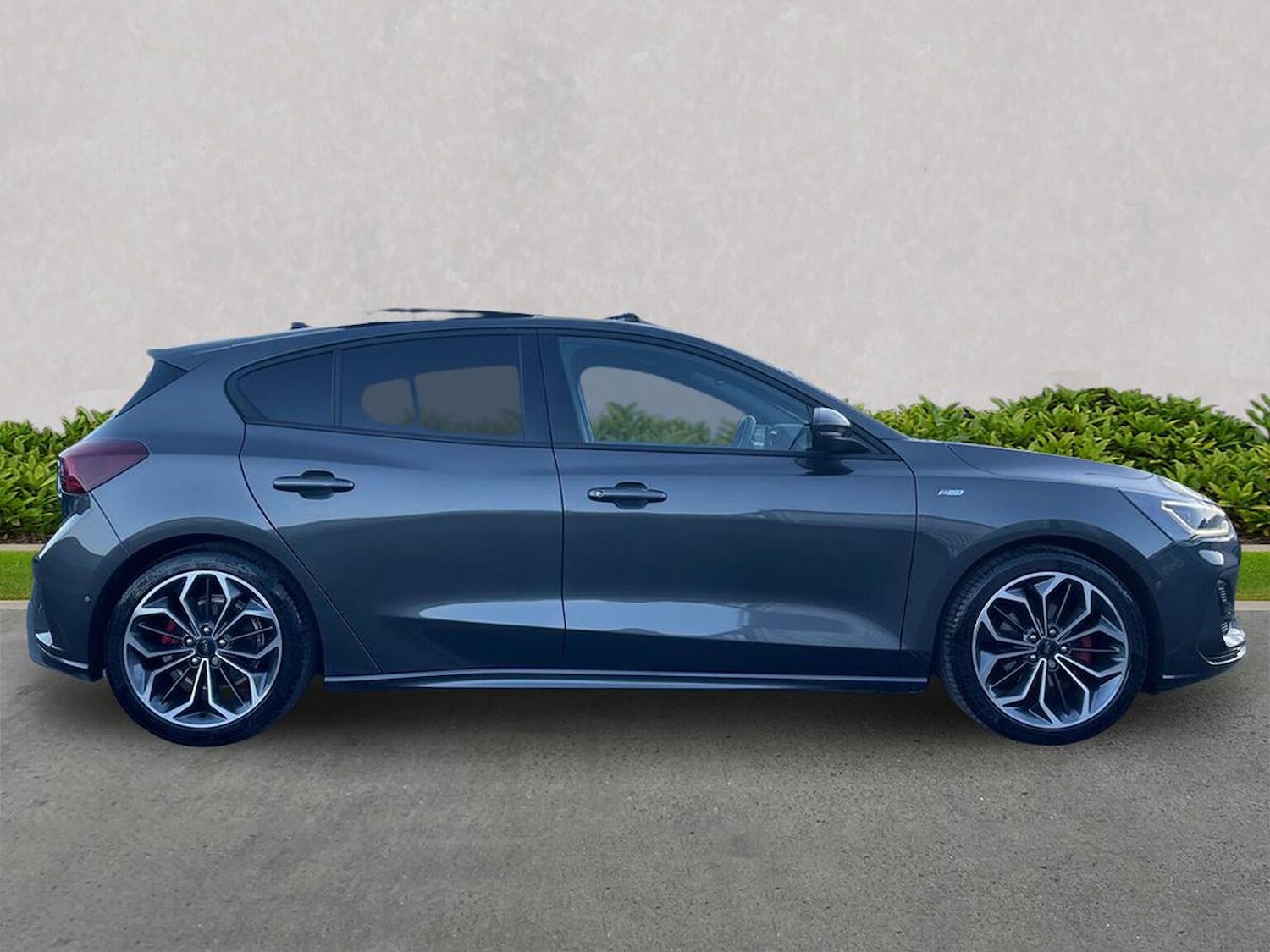 Used Ford Focus 2025 for sale - 76918927: Photo 3