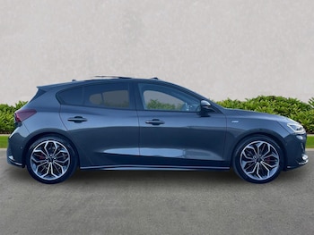 Used Ford Focus 2025 for sale - 76918927: Photo