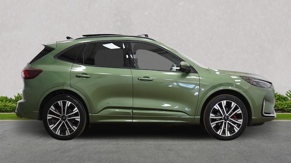 Used Ford Kuga 2024 for sale - 75700244: Photo 3