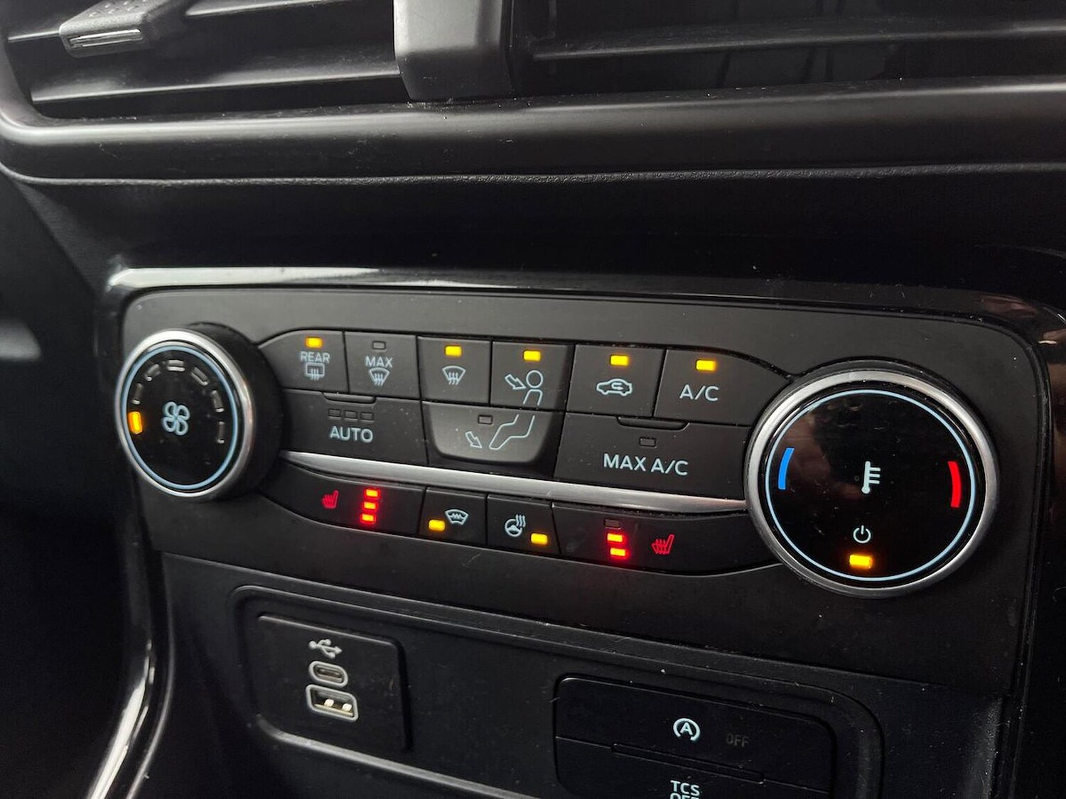 Used Ford Ecosport 2022 for sale - 76300780: Photo 25