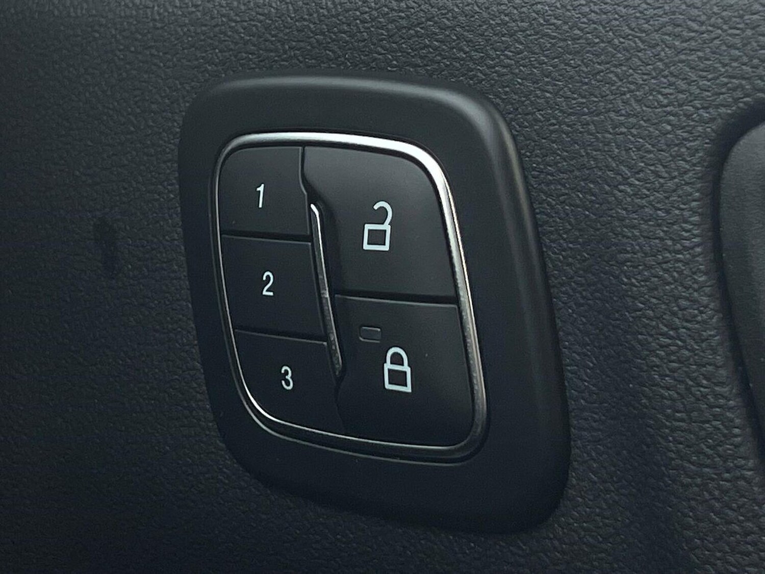 Used Ford Kuga 2025 for sale - 77973952: Photo 42