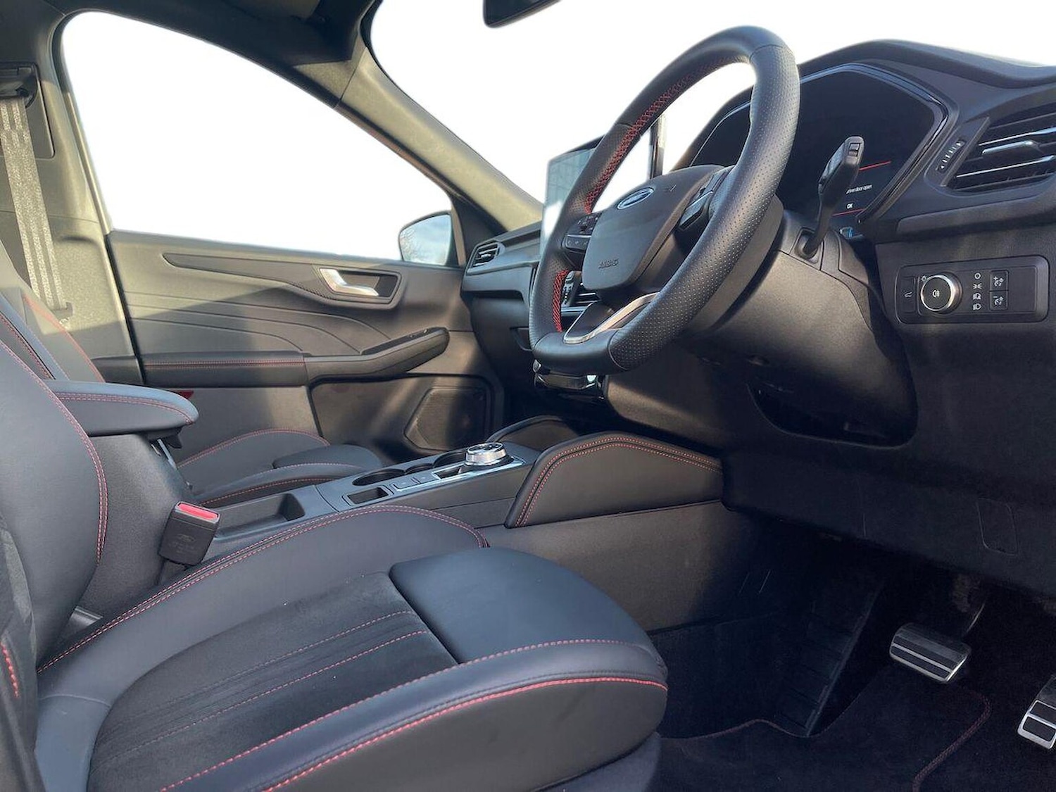 Used Ford Kuga 2025 for sale - 76918930: Photo 15