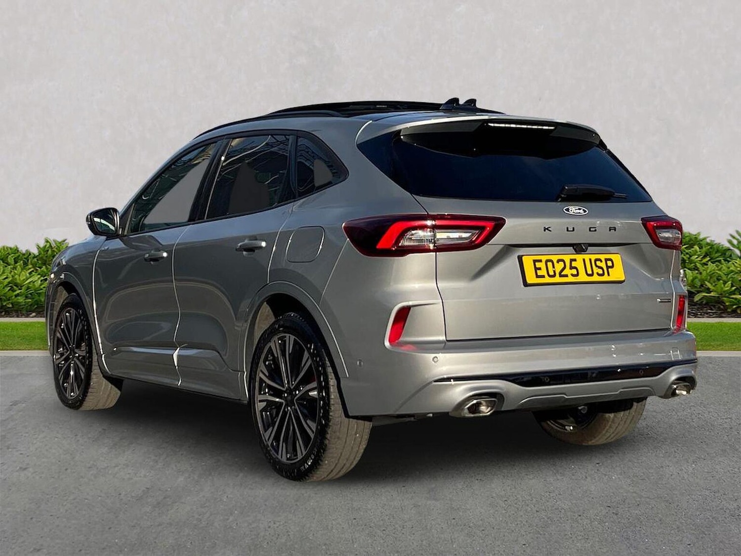 Used Ford Kuga 2025 for sale - 76918930: Photo 2