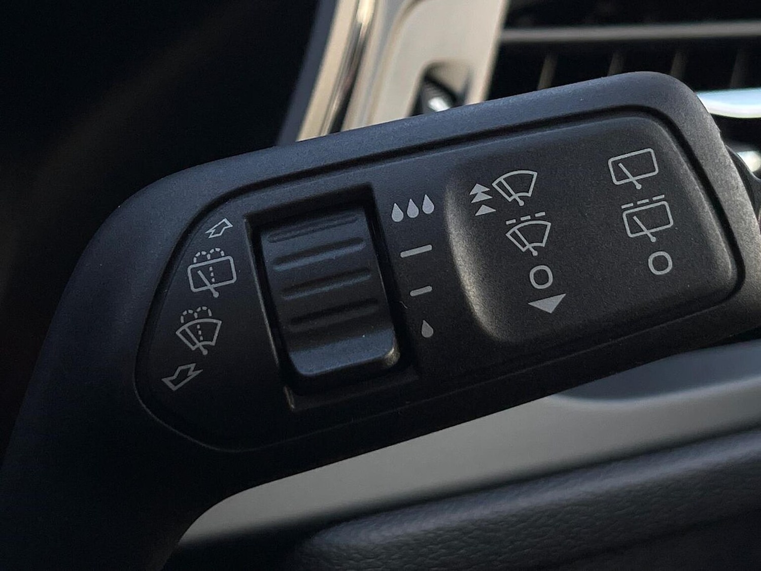 Used Ford Kuga 2025 for sale - 76918930: Photo 29