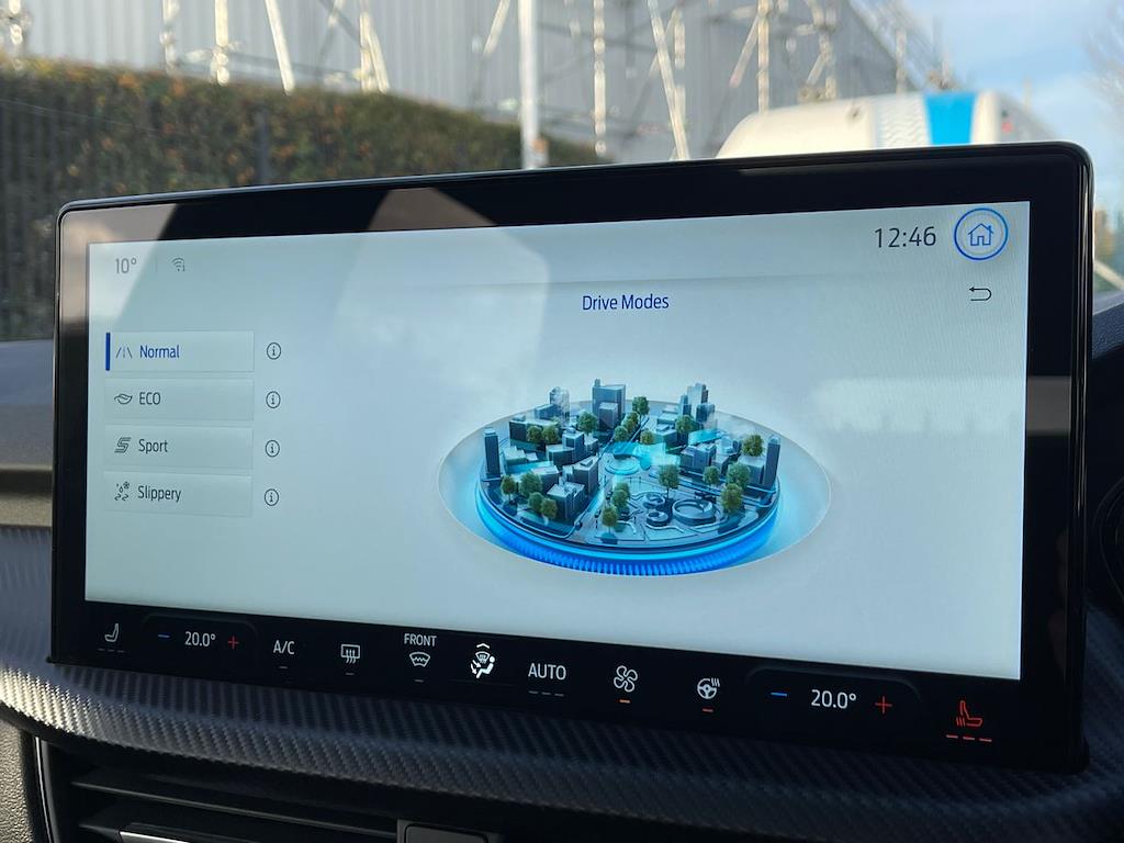 Used Ford Kuga 2025 for sale - 76918930: Photo 47