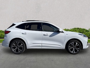 Used Ford Kuga 2022 for sale - 76187058: Photo 3