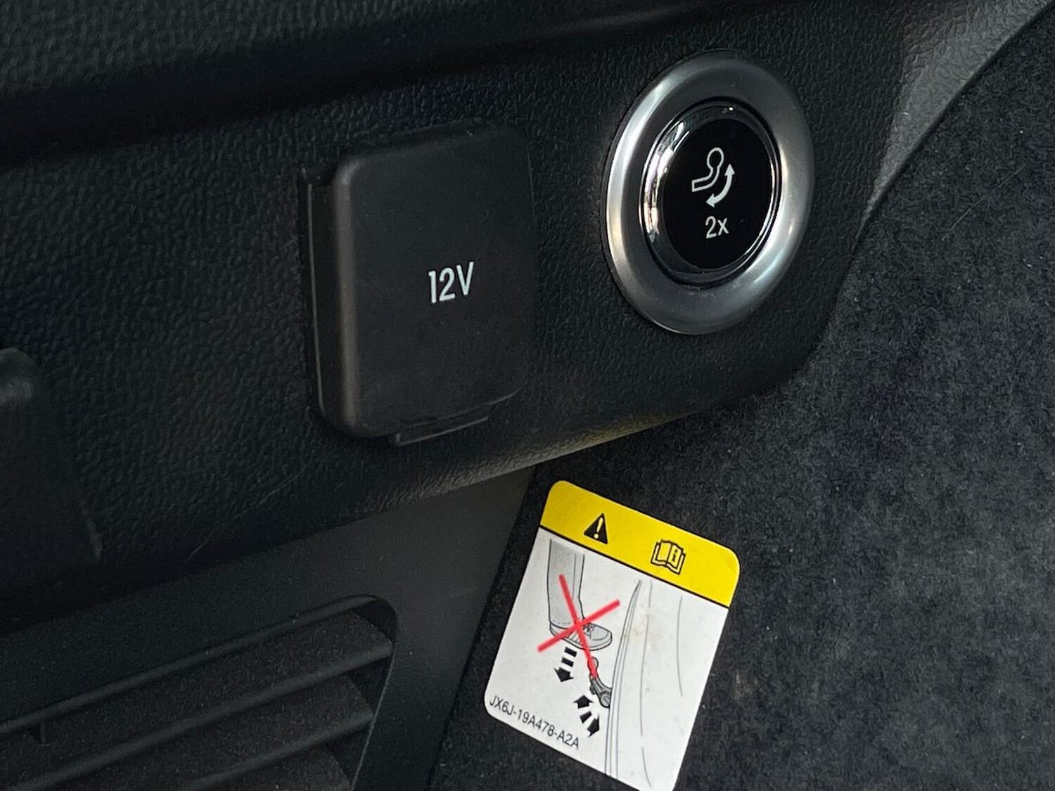 Used Ford Kuga 2022 for sale - 76082477: Photo 42
