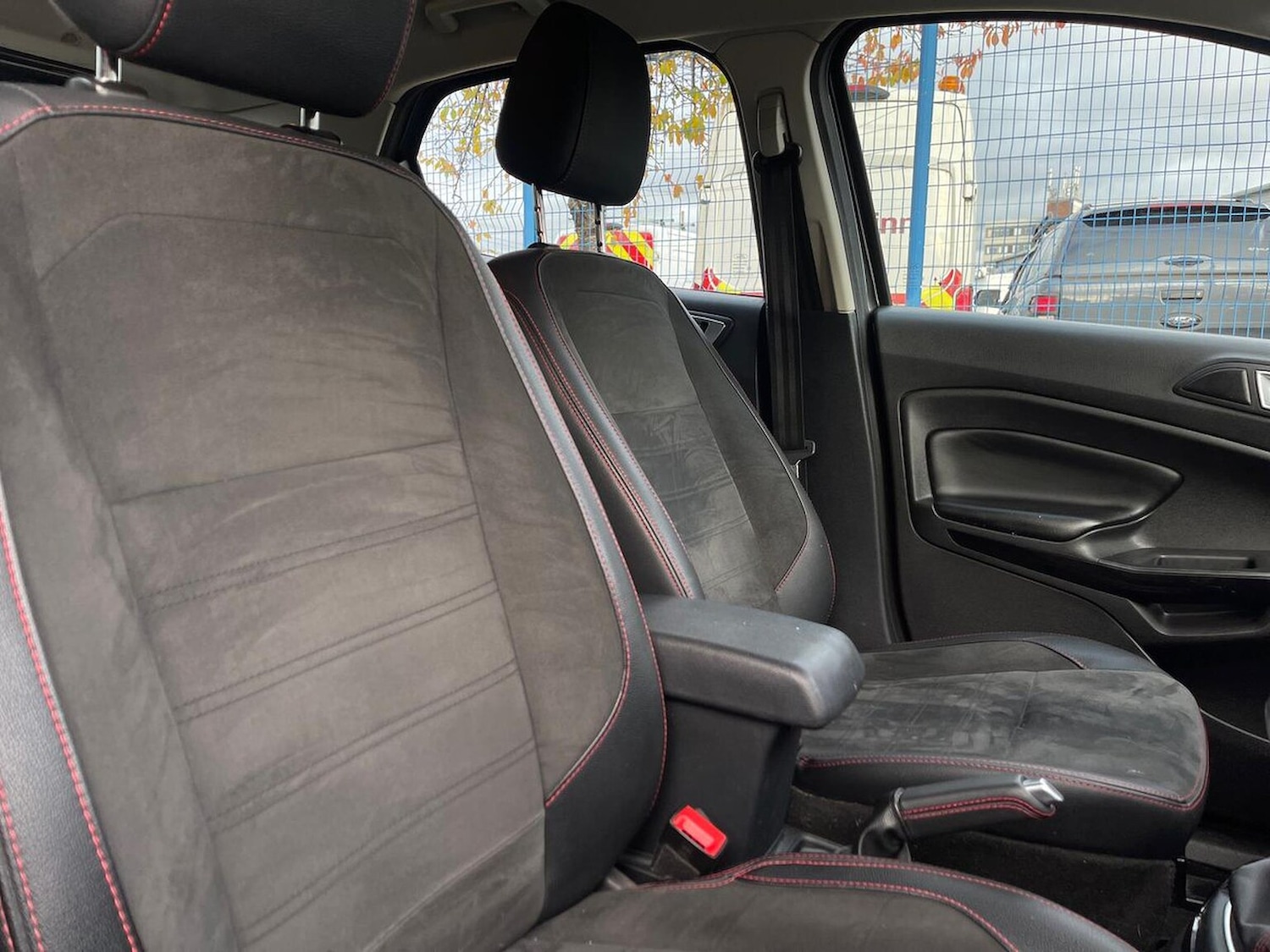 Used Ford Ecosport 2022 for sale - 76353639: Photo 32