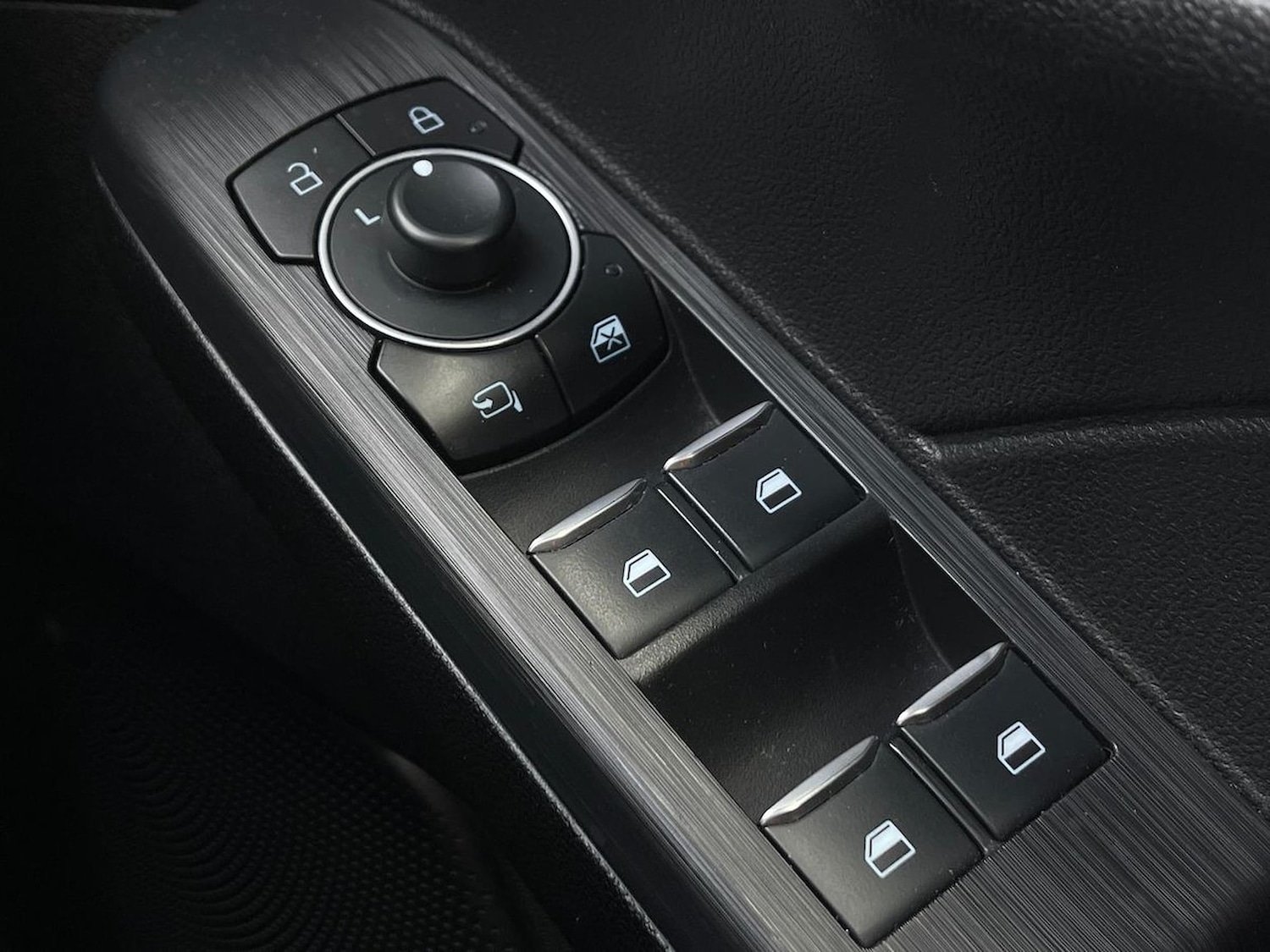 Used Ford Kuga 2023 for sale - 76555432: Photo 21