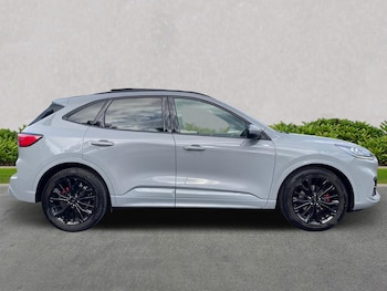 Used Ford Kuga 2023 for sale - 76555432: Photo