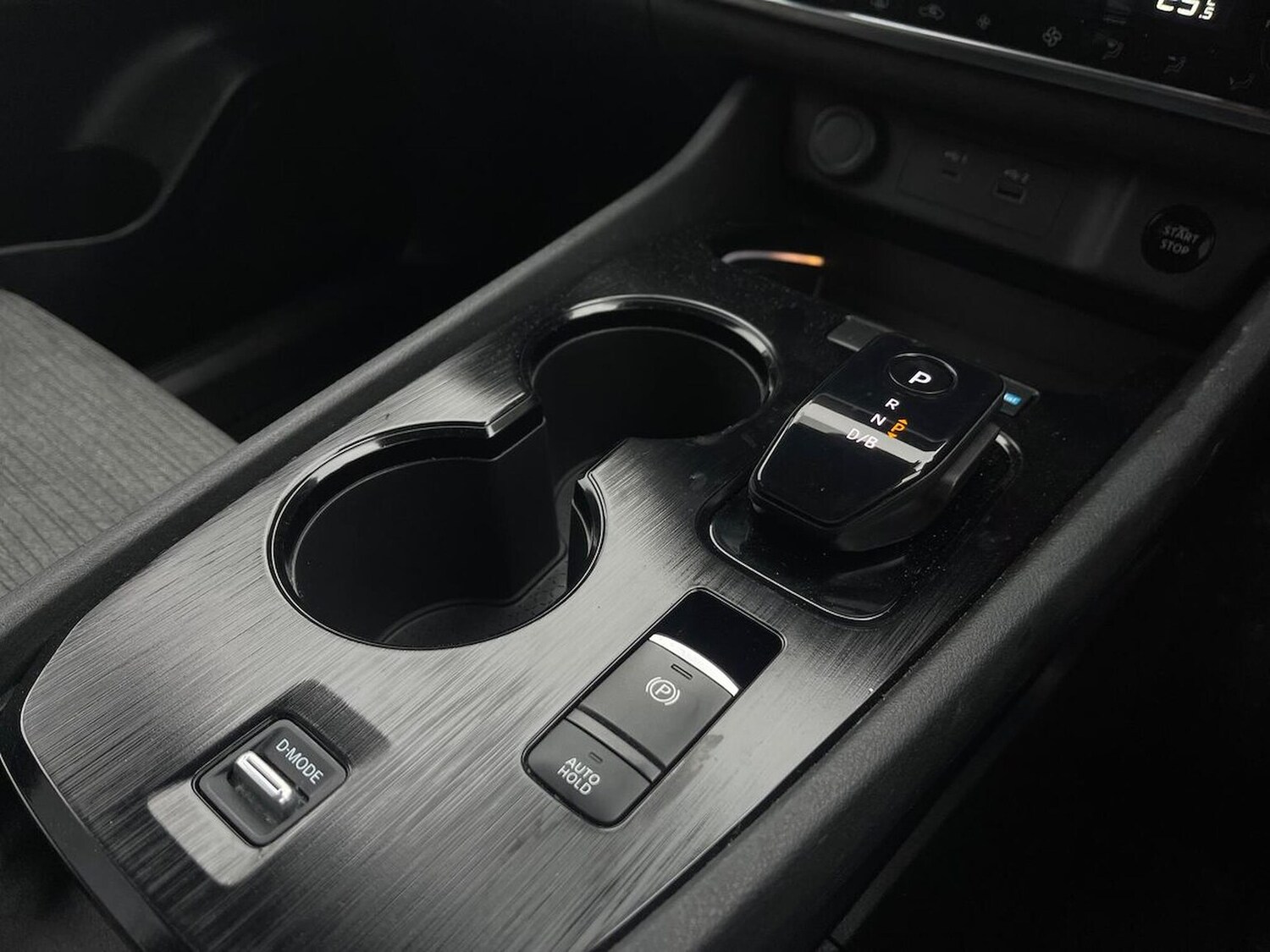 Used Nissan X-Trail 2023 for sale - 77616757: Photo 40