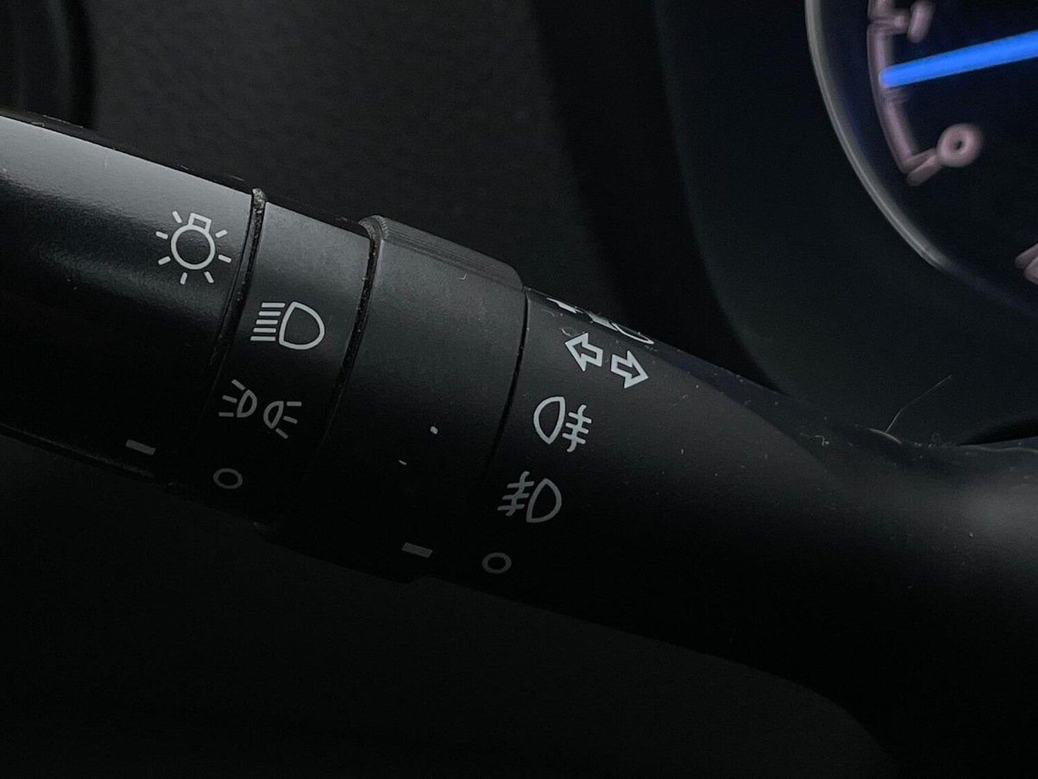 Used Toyota Yaris 2019 for sale - 77983993: Photo 28