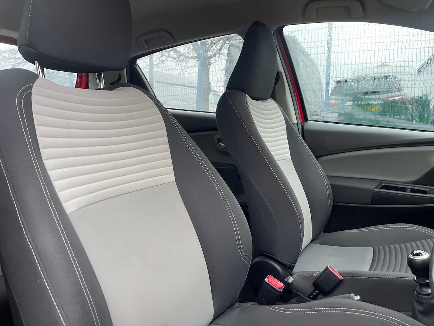 Used Toyota Yaris 2019 for sale - 77983993: Photo 32