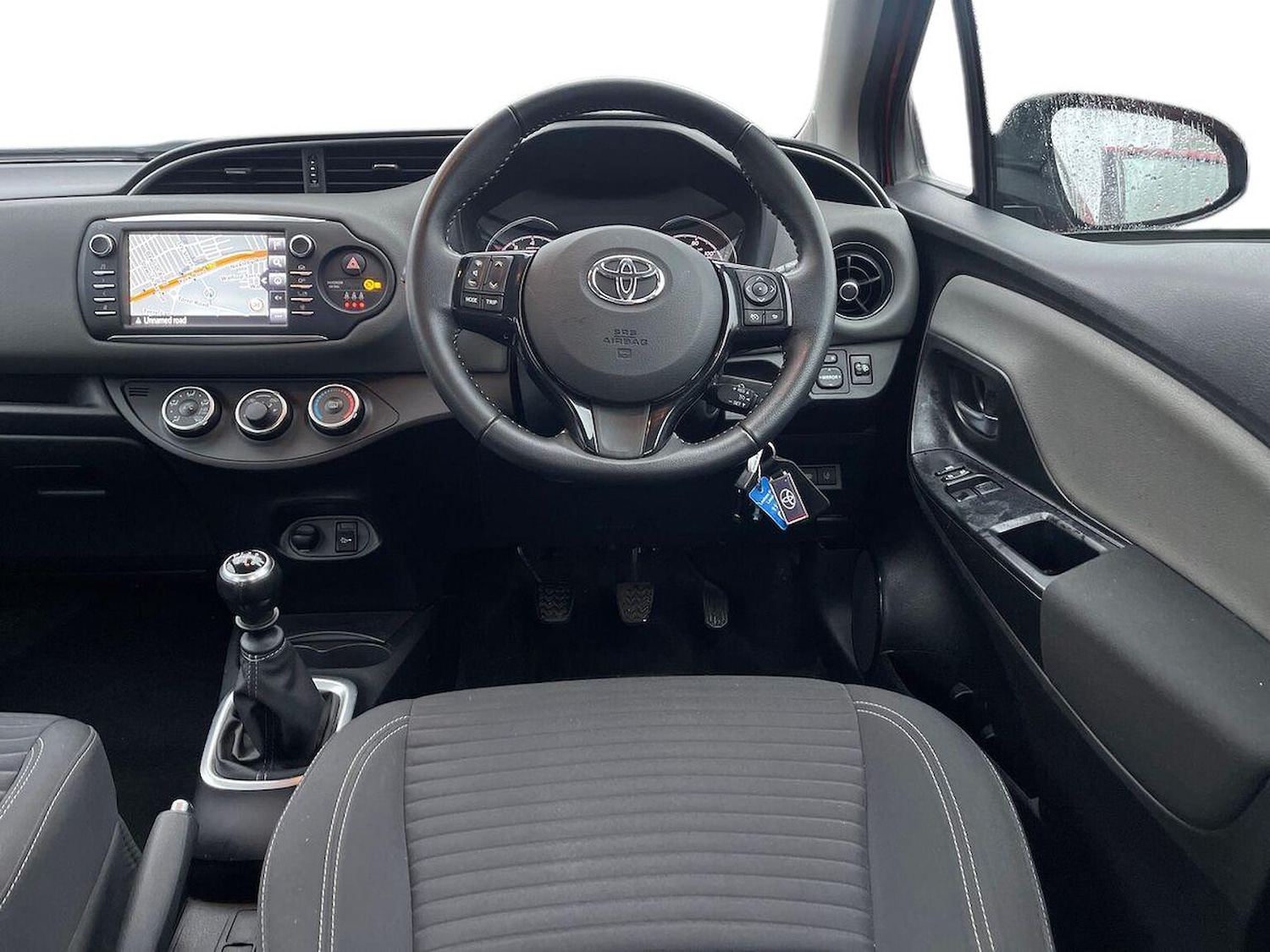 Used Toyota Yaris 2019 for sale - 77983993: Photo 9