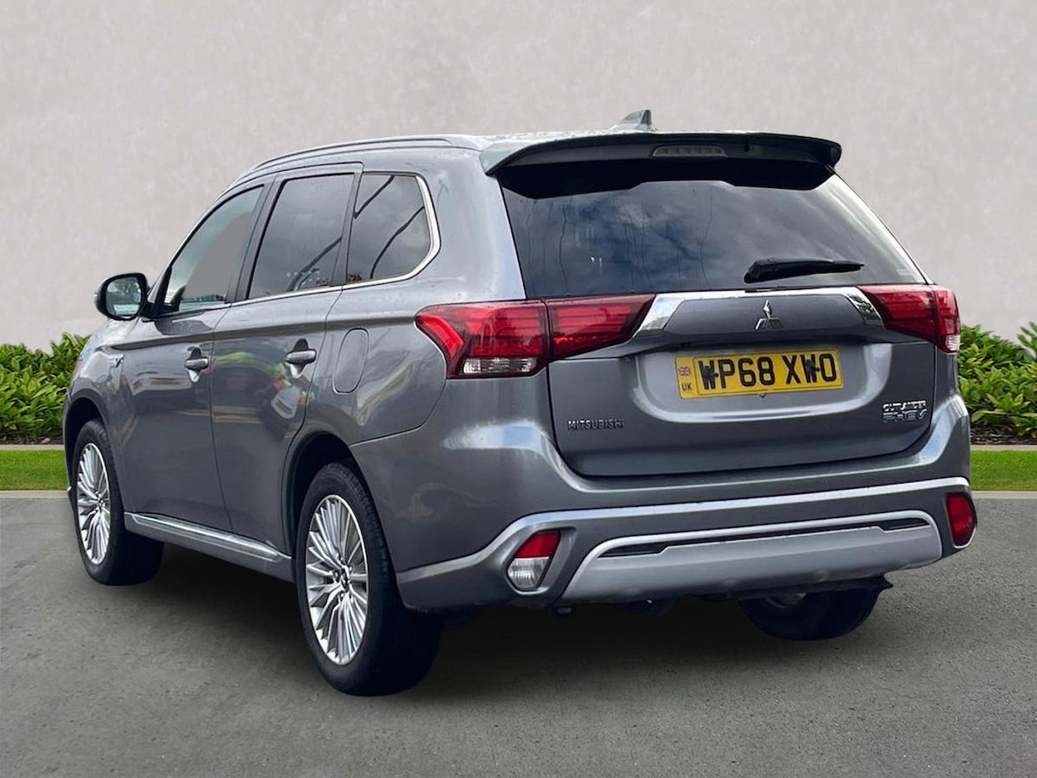 Used Mitsubishi Outlander 2018 for sale - 76335113: Photo 2