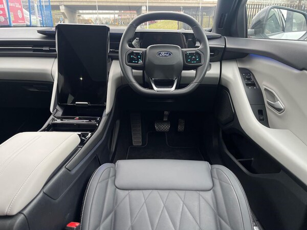 Used Ford Explorer 2024 for sale - 75461927: Photo 9