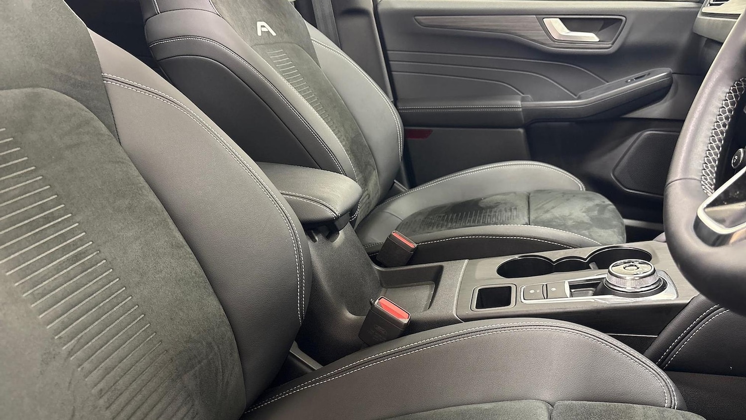 Used Ford Kuga 2024 for sale - 77056700: Photo 15