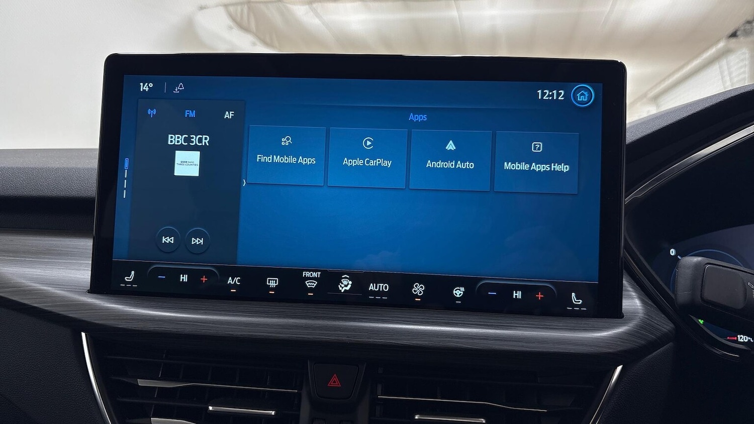 Used Ford Kuga 2024 for sale - 77056700: Photo 24