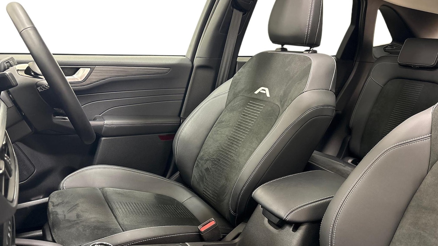 Used Ford Kuga 2024 for sale - 77056700: Photo 9