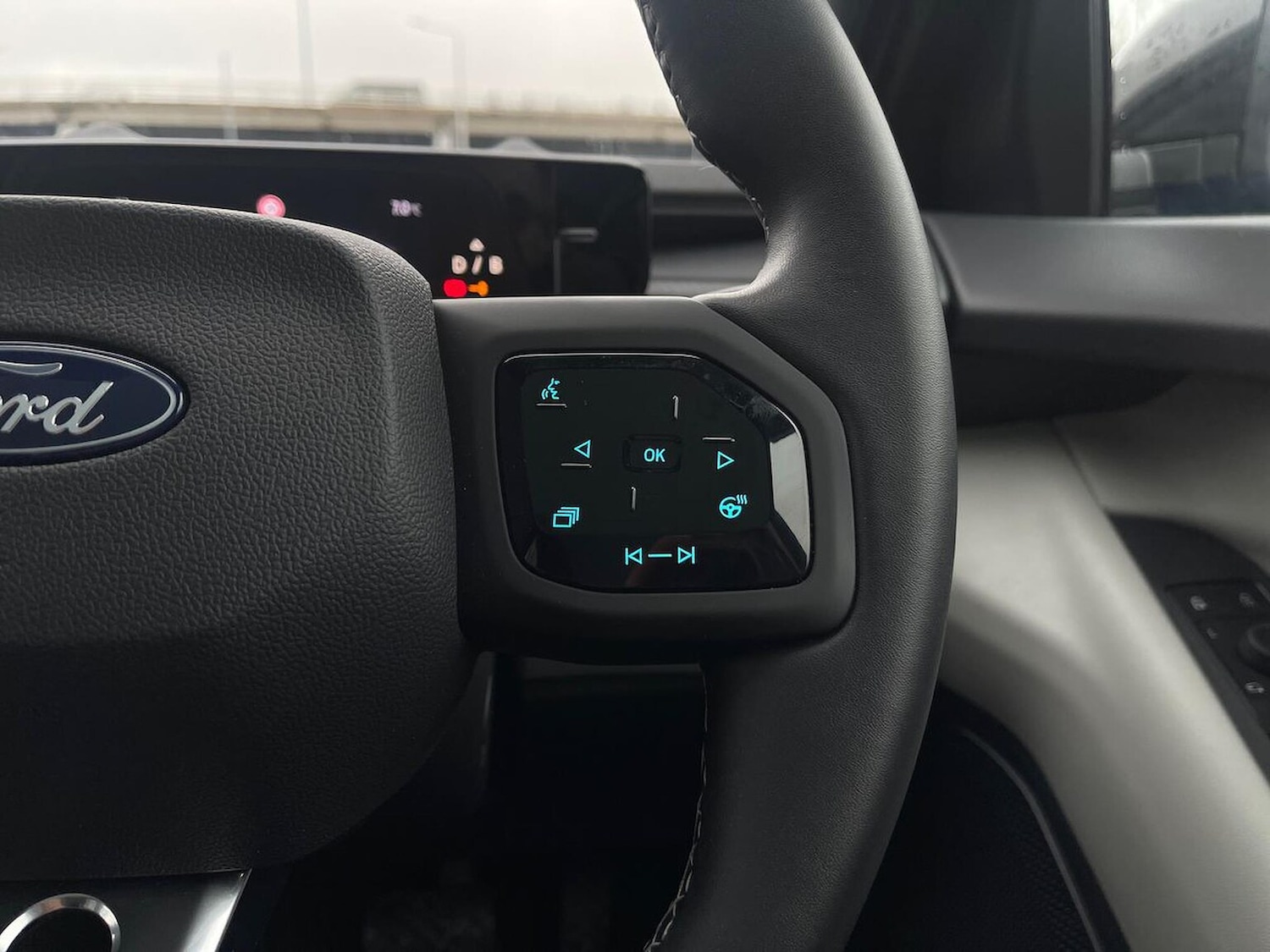 Used Ford Capri 2024 for sale - 78026117: Photo 27