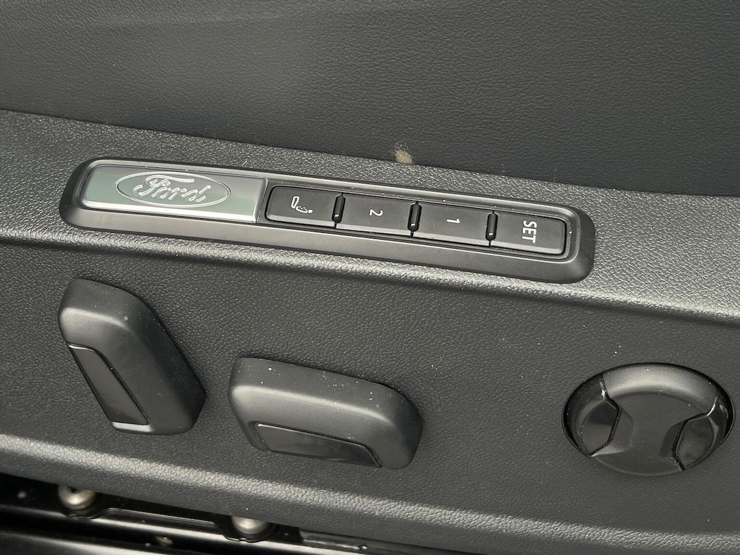 Used Ford Capri 2024 for sale - 78026117: Photo 30