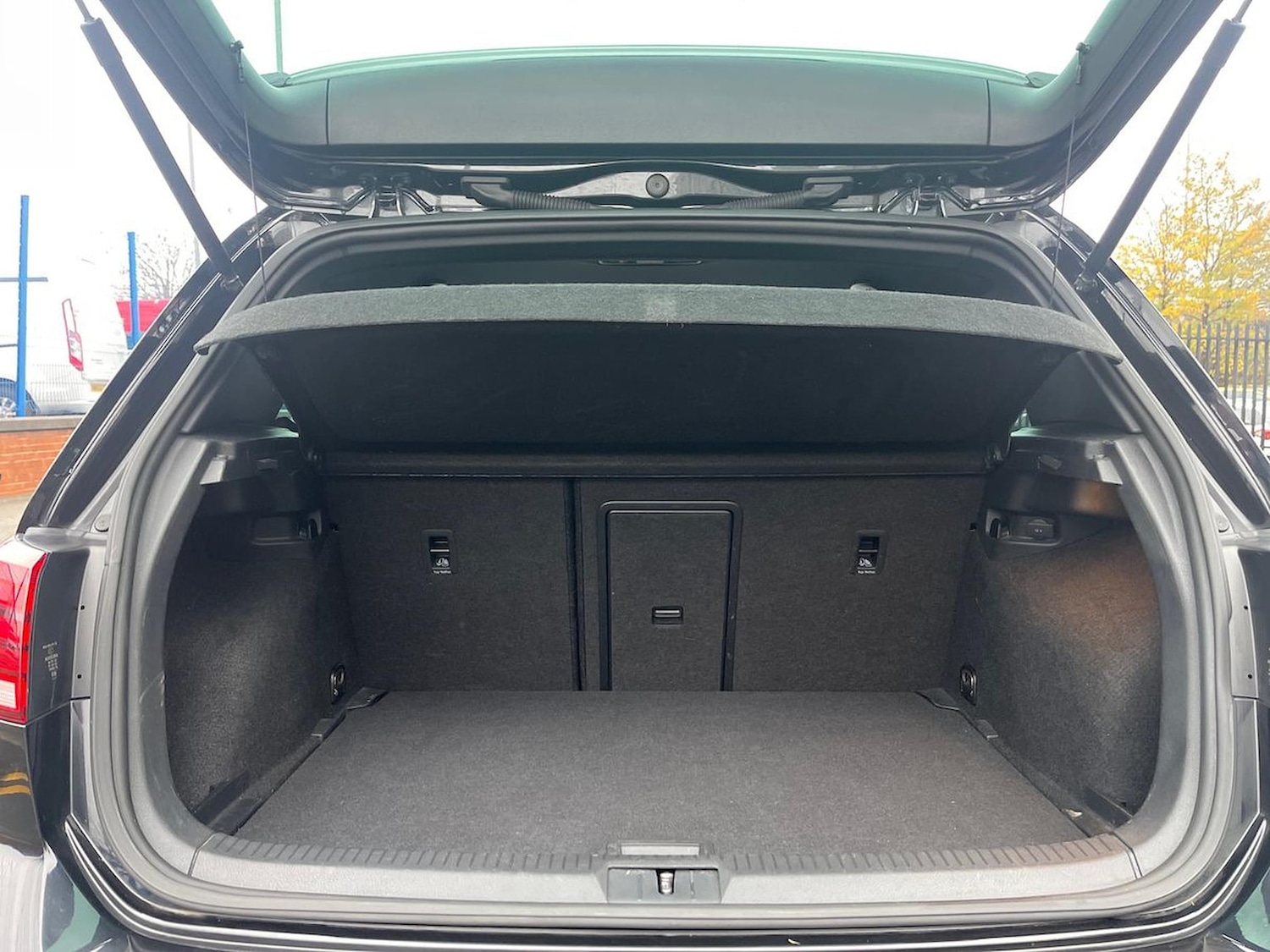 Used Volkswagen Golf 2019 for sale - 76748402: Photo 17