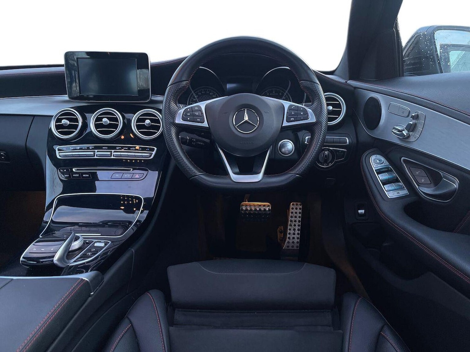 Used Mercedes-Benz C Class 2017 for sale - 77707474: Photo 9