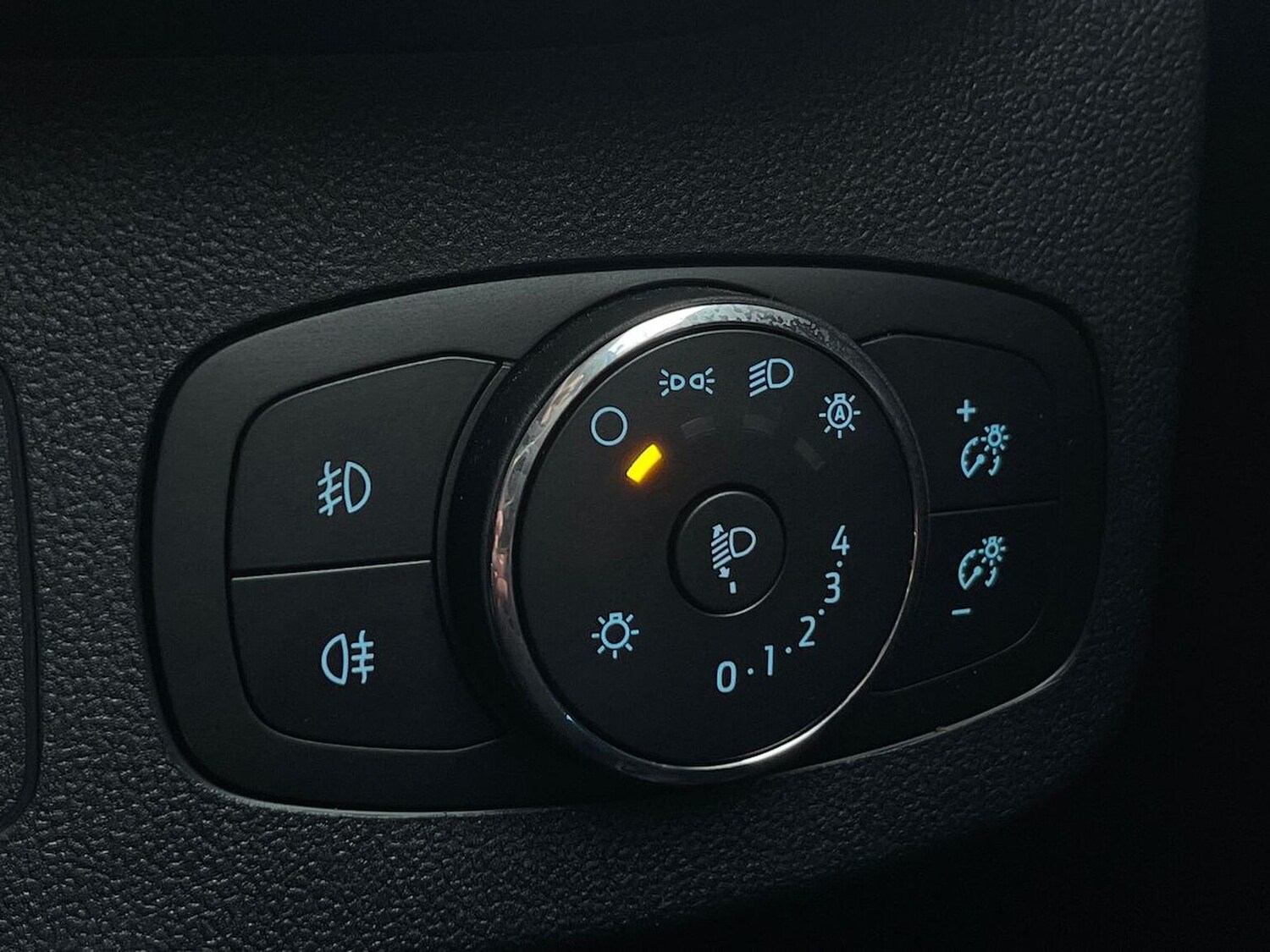 Used Ford Puma 2023 for sale - 76748405: Photo 41