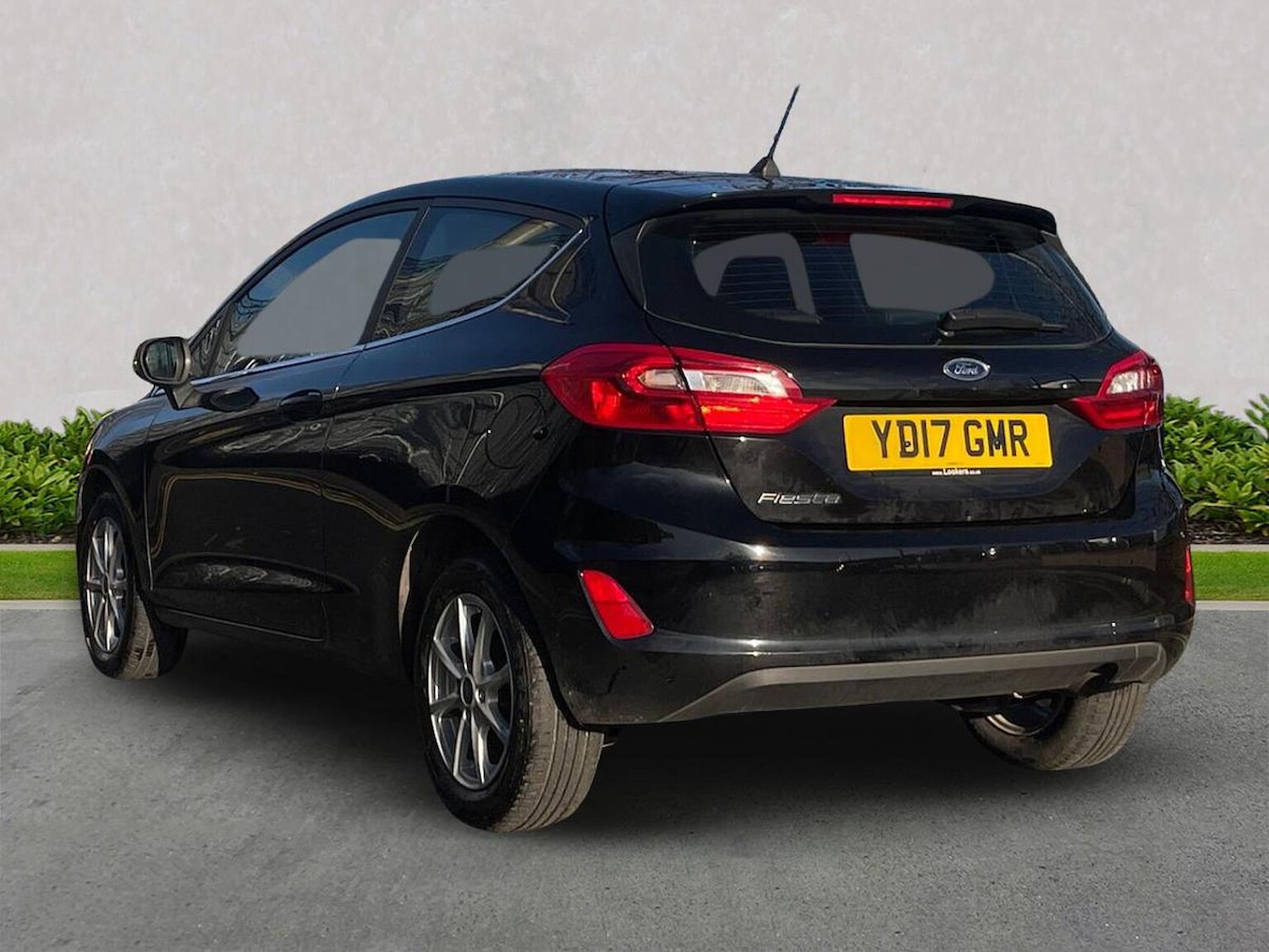 Used Ford Fiesta 2017 for sale - 76778296: Photo 2