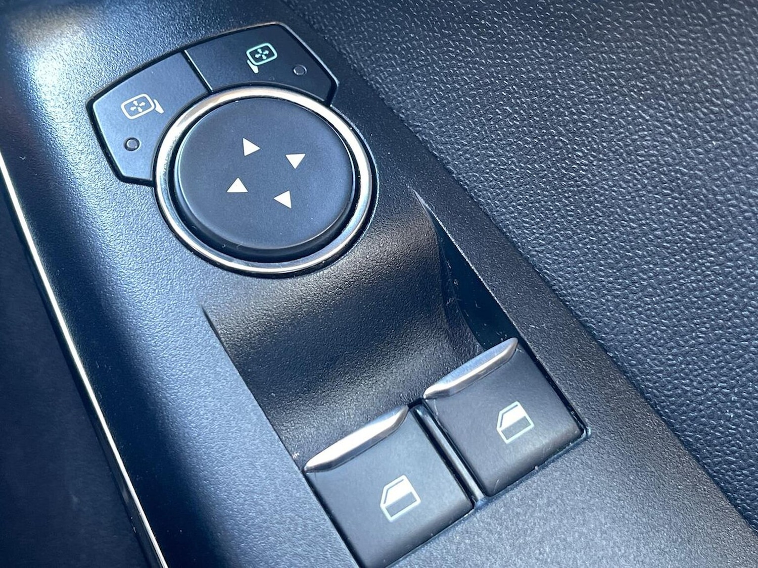 Used Ford Fiesta 2017 for sale - 76778296: Photo 21