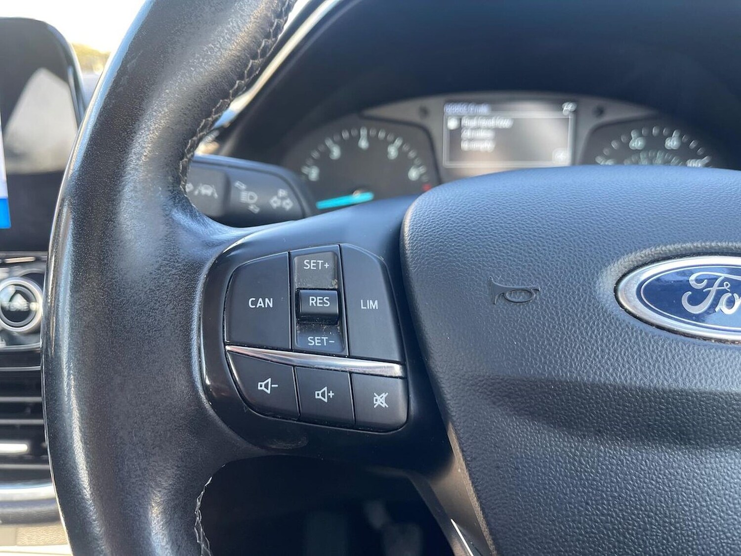 Used Ford Fiesta 2017 for sale - 76778296: Photo 26