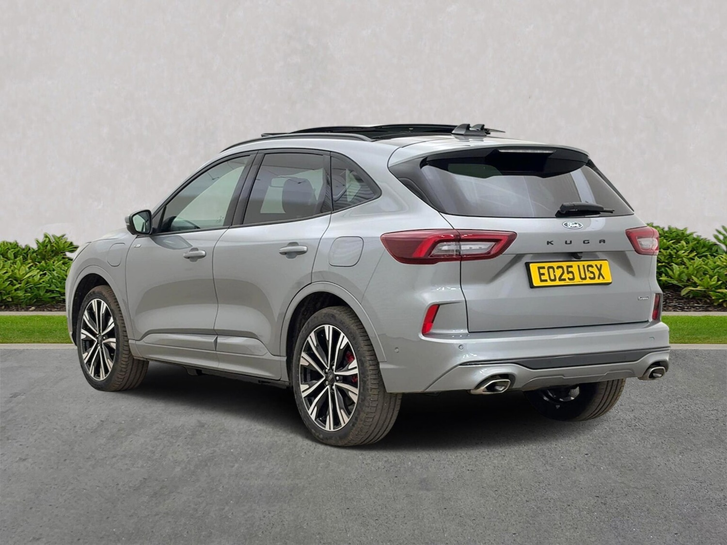 Used Ford Kuga 2025 for sale - 76650215: Photo 2