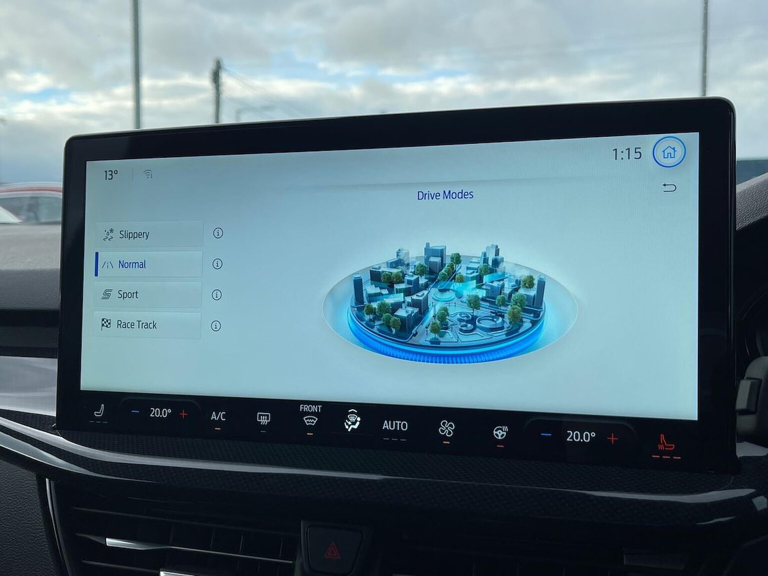 Used Ford Focus 2025 for sale - 76281166: Photo 45