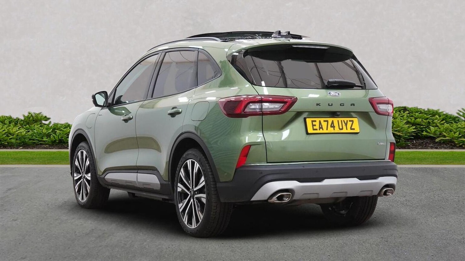 Used Ford Kuga 2024 for sale - 76089125: Photo 2
