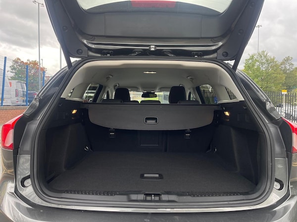 Used Ford Focus 2021 for sale - 76268257: Photo 17