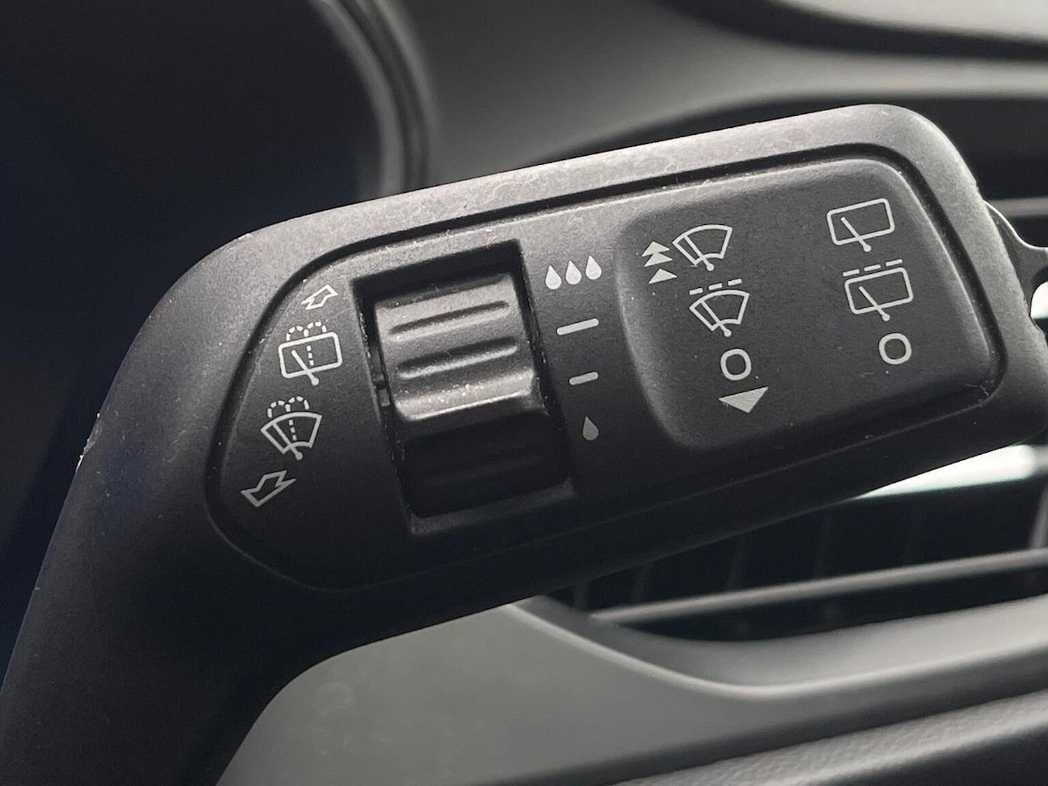 Used Ford Focus 2022 for sale - 77012368: Photo 31