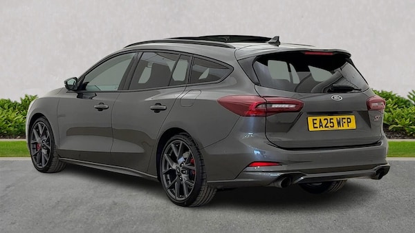 Used Ford Focus 2025 for sale - 76281158: Photo 2