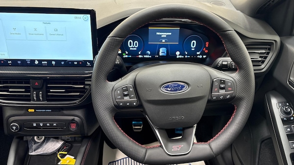 Used Ford Focus 2025 for sale - 76281158: Photo 9