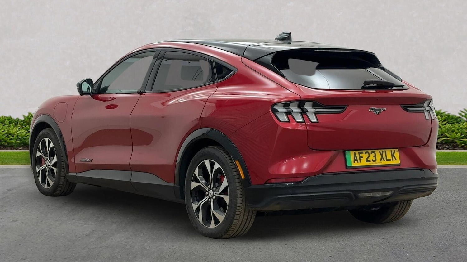 Used Ford Mustang Mach-E 2023 for sale - 76713247: Photo 2