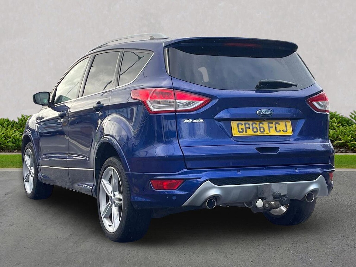 Used Ford Kuga 2016 for sale - 76444695: Photo 2