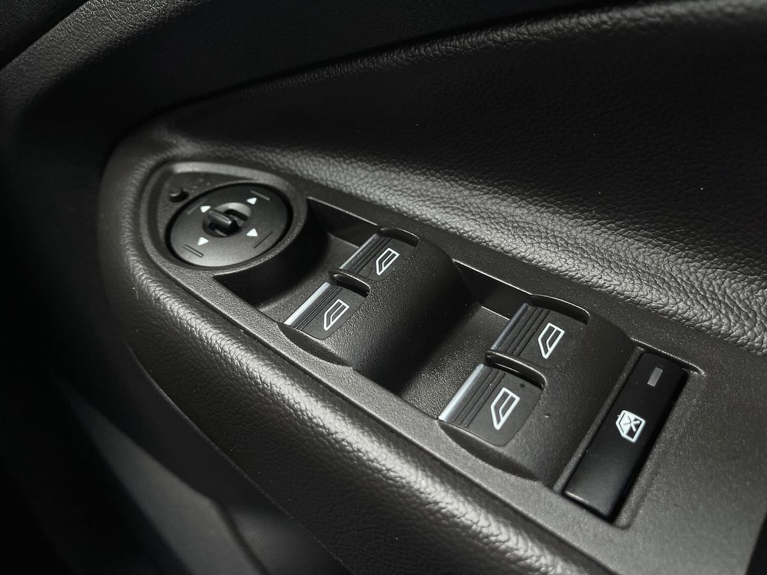 Used Ford Kuga 2016 for sale - 76444695: Photo 21