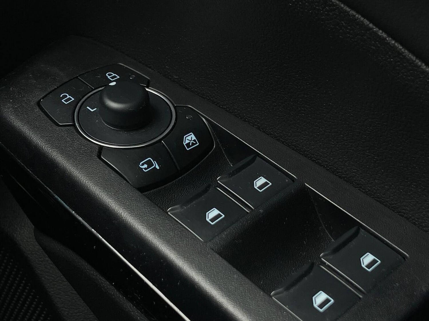 Used Ford Puma 2024 for sale - 78194352: Photo 23