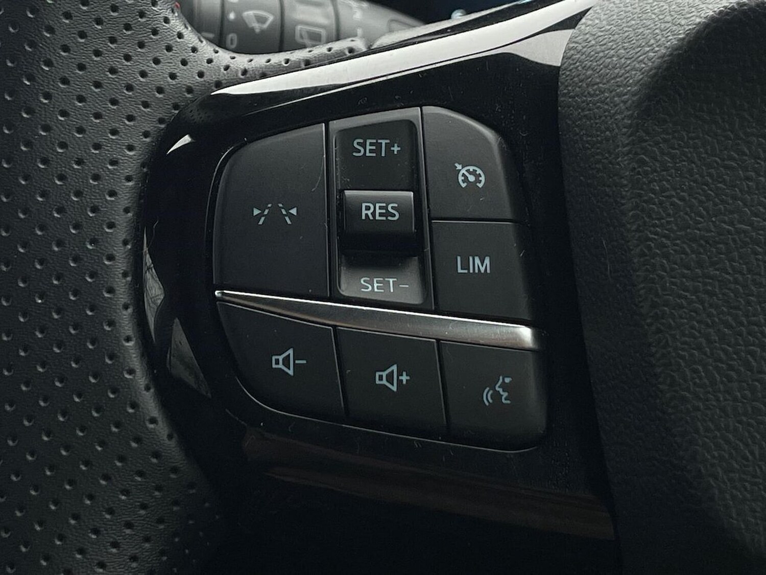 Used Ford Puma 2024 for sale - 78194352: Photo 34